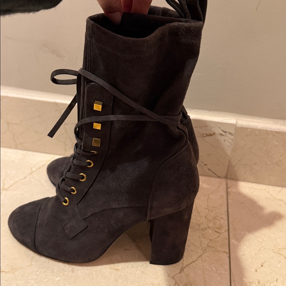 Stuart Weitzman size 8 lace up boots - Picture 6 of 7